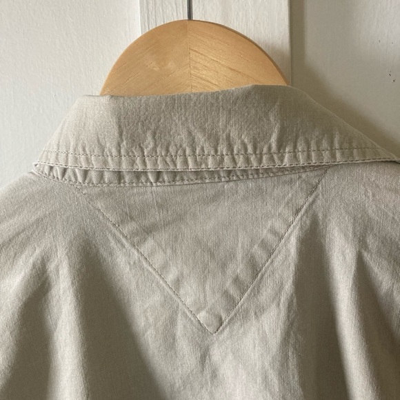 Mickey Unlimited button down Mickey Minnie shirt long sleeve 100% cotton Medium - Picture 8 of 10